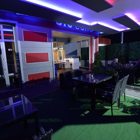 Prenociste Bis Hotel Prijepolje Bagian luar foto