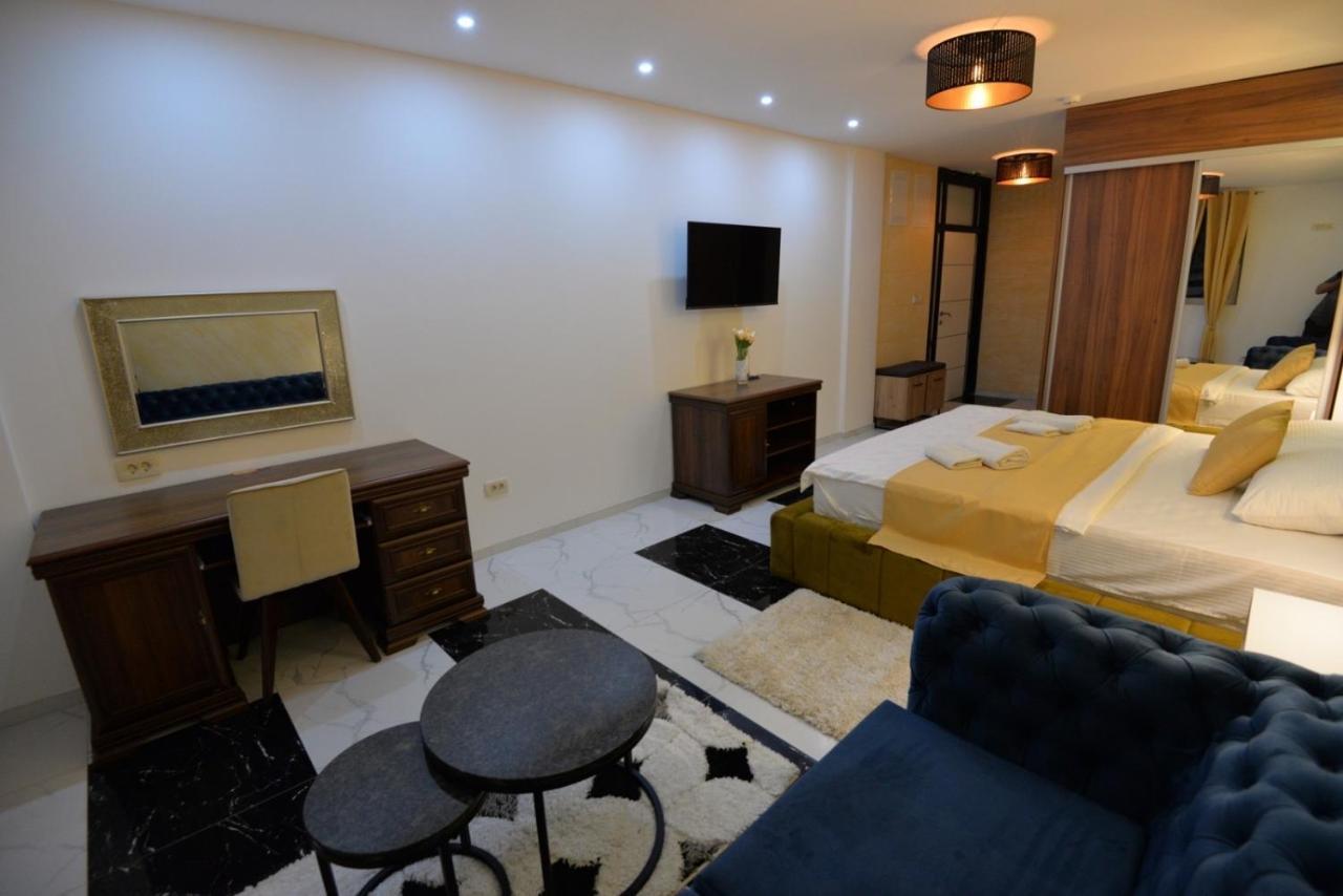 Prenociste Bis Hotel Prijepolje Bagian luar foto