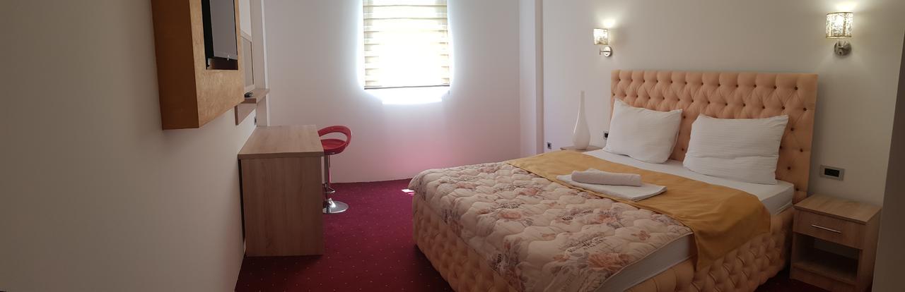 Prenociste Bis Hotel Prijepolje Bagian luar foto